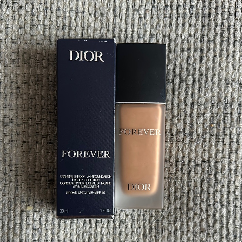 Dior Forever Foundation
